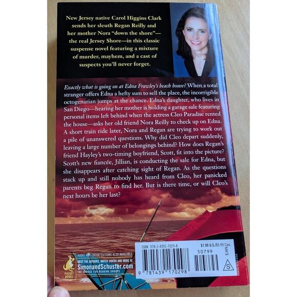 📚 Mobbed by Carol Higgins Clark - Picture 2 of 2